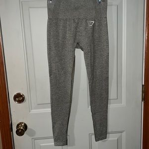 Gymshark heathered gray leggings sz small